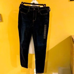 NWT AMERICAN EAGLE JEANS